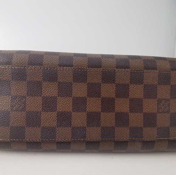 (Sold off pm)💯% Authentic LV Brera Damier Ebene - Picture 8 of 16